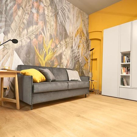 Central And Comfy Apartment Free Netflix And Disney Plus Bologna Exterior photo